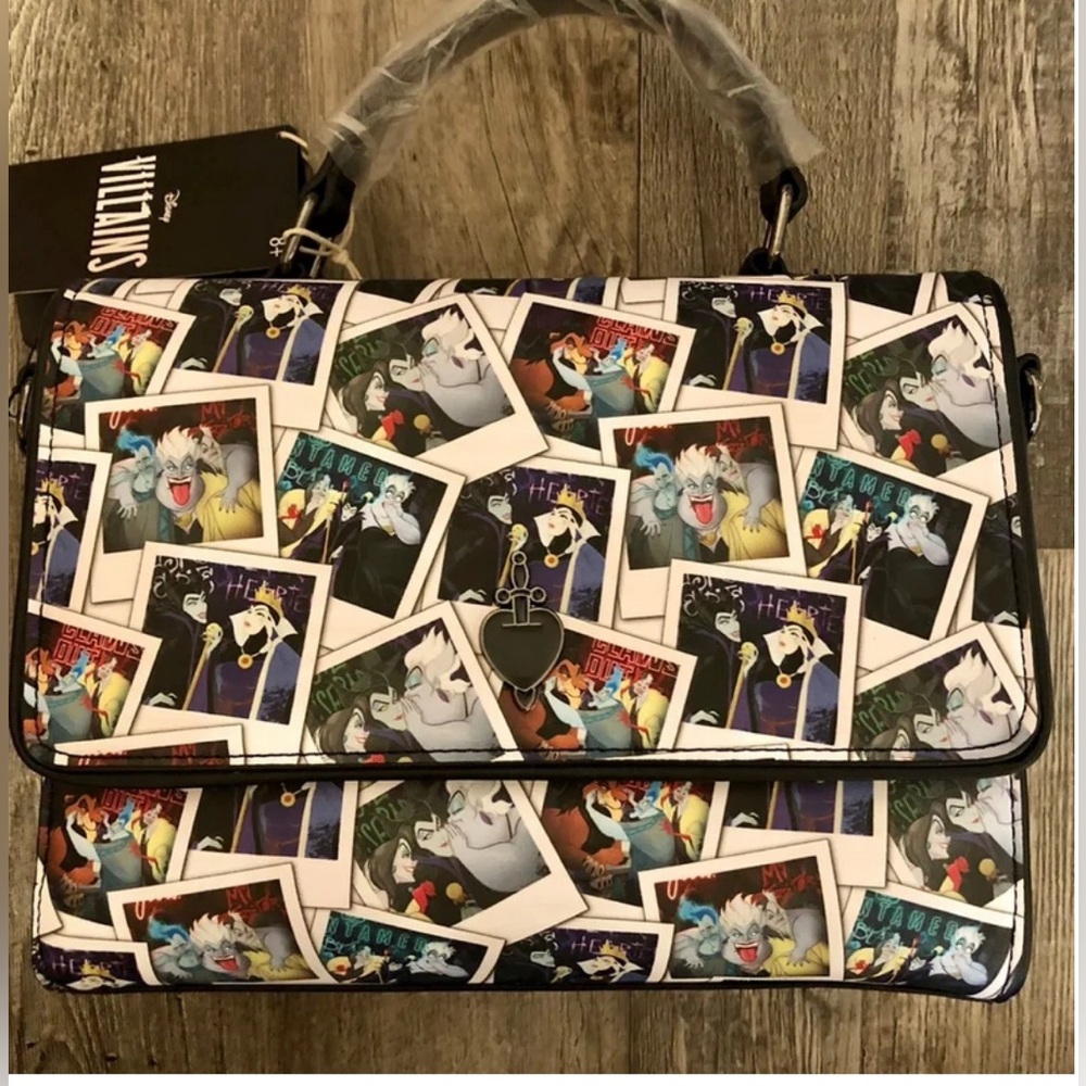 Disney villains loungefly crossbody.